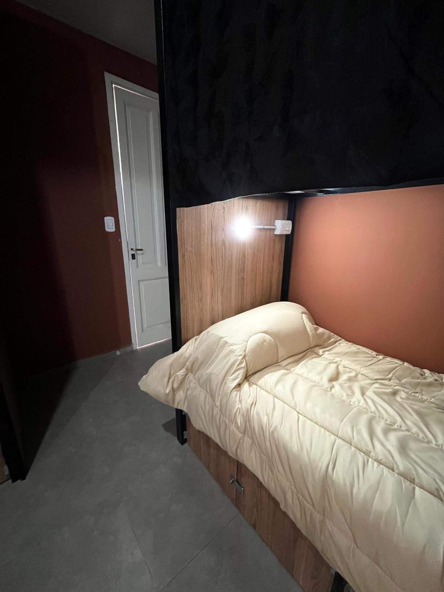 Hostel Dale Мендоса Экстерьер фото